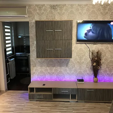Sat Vacanta Apartament 아파트 *