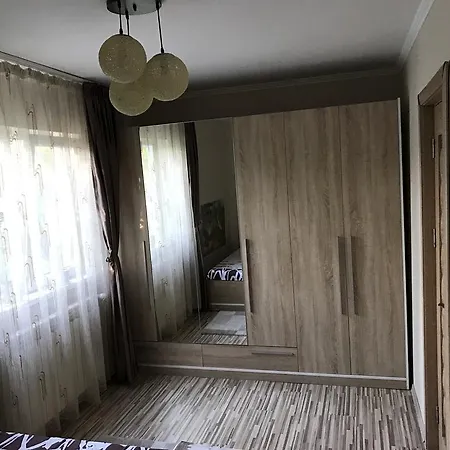 아파트 Sat Vacanta Apartament 콘스탄차